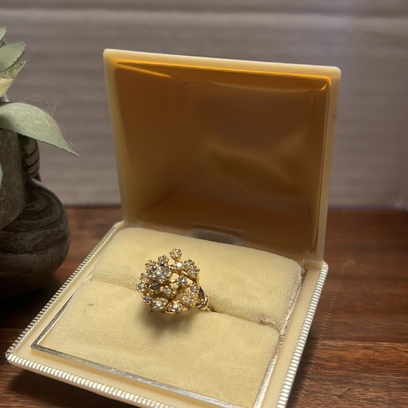 Ring - Picture 4 of 6